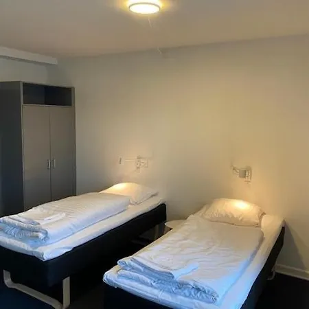 Hotel-b מלון בירקרוד