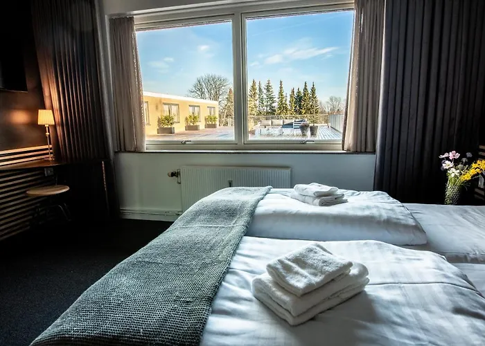 Hotel-b *